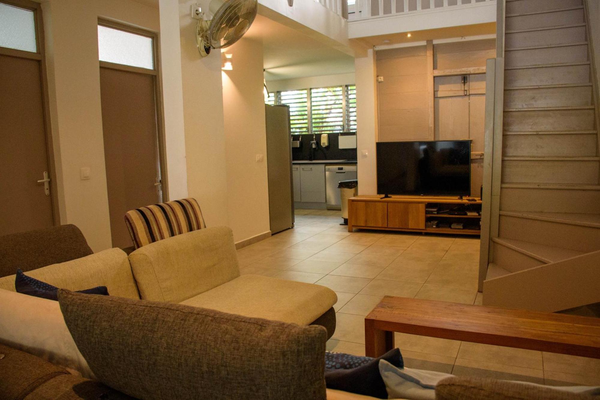 Eden Sea Villa ปวงต์-นัวร์ ภายนอก รูปภาพ